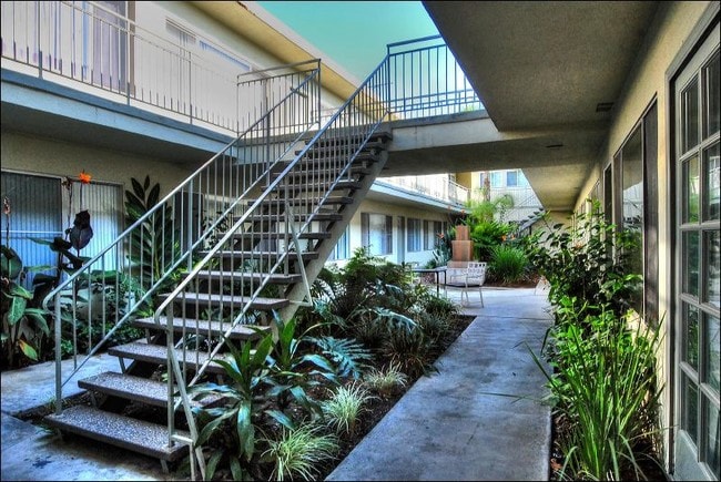 Building Photo - Marina Vista Apartments