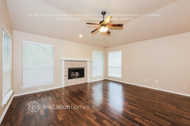 Building Photo - 3503 Daisy Ln