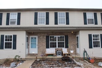 Building Photo - 213 Ark Dr