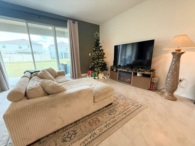 Foto del edificio - 641 Preston Cv Dr