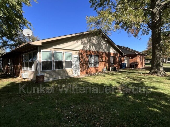 Foto del edificio - 9 Old Orchard Ln