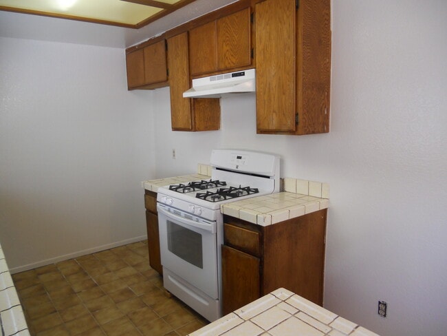 Building Photo - 4451 W 161st St