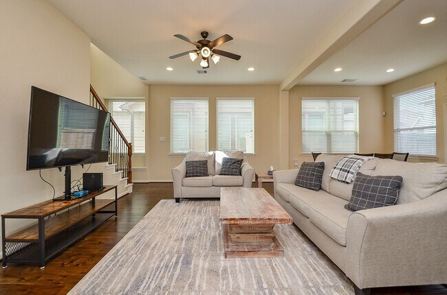 Foto del edificio - 12235 Stellano Ln