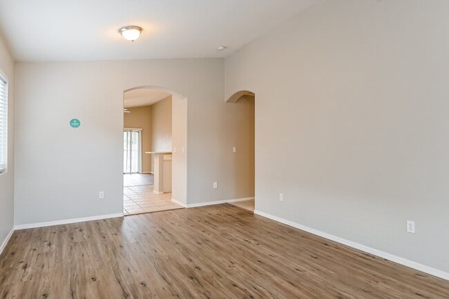 Building Photo - 10354 E Ravenswood St