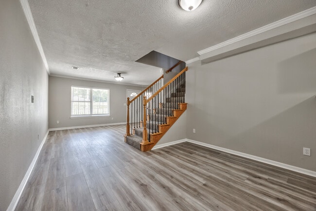 Building Photo - 1489 E 120th St