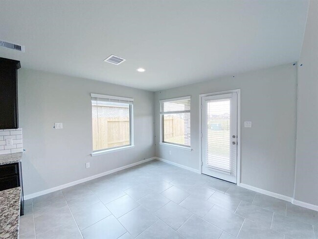 Foto del edificio - 9219 Downing St