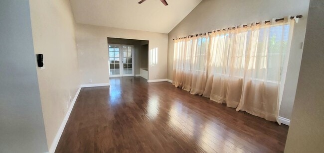 Building Photo - Single level, renovated Royal Kunia Home