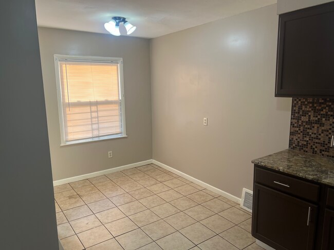 Foto del edificio - 20012 Biltmore St