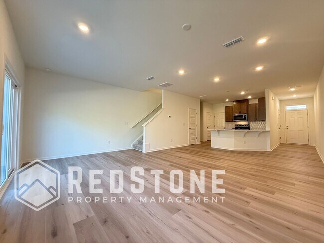 Building Photo - 194 Parker Ln