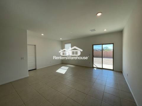 Foto del edificio - “Rare Next Gen floorplan with private suite and separate entrance — perfect for multigenerational...