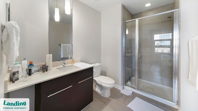 Foto del edificio - 1222 W Madison St