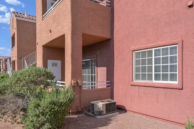 Building Photo - NE Near Nellis! Gated! Community Pool, Spa...