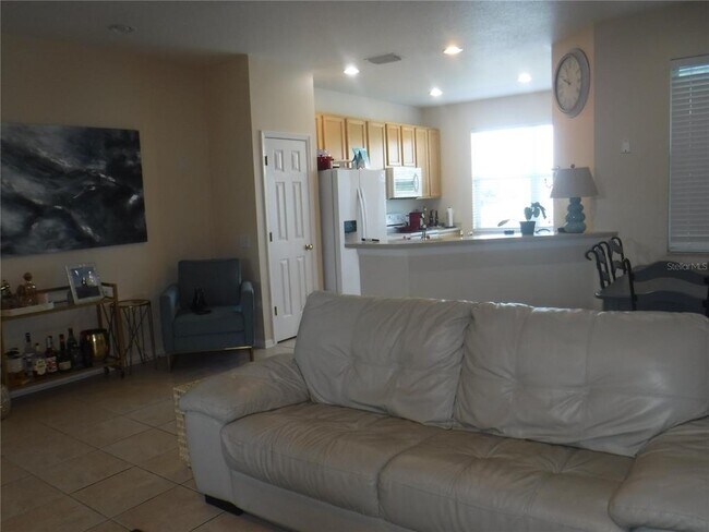 Building Photo - 510 Black Lion Dr NE