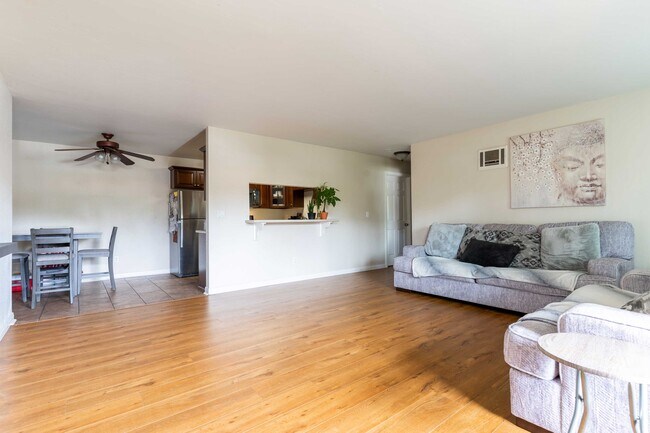 Foto del edificio - 500 Telegraph Canyon Rd