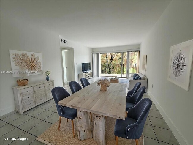 Foto del edificio - 706 NW 87th Ave