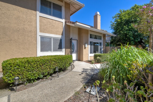 Foto del edificio - 17416 Ashburton Rd