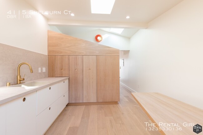 Foto del edificio - 4115 Shelburn Ct