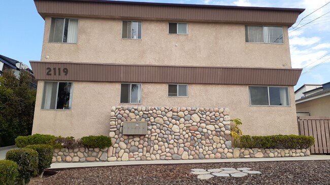 Building Photo - 2119 Carnegie Ln