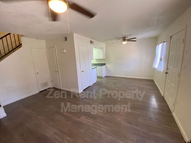Foto del edificio - 286 W Palomino Dr