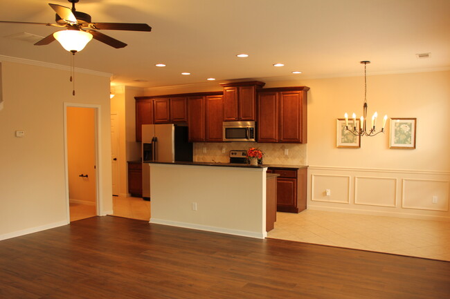 Family Room - 4709 Jordan Xing