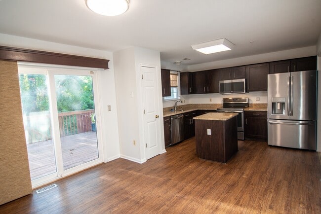 Building Photo - 2218 Conquest Way