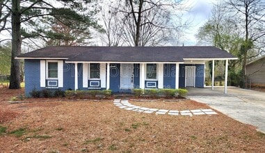 Building Photo - 157 Sunrise Cir