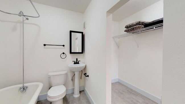 Interior Photo - Red Maple Apartments