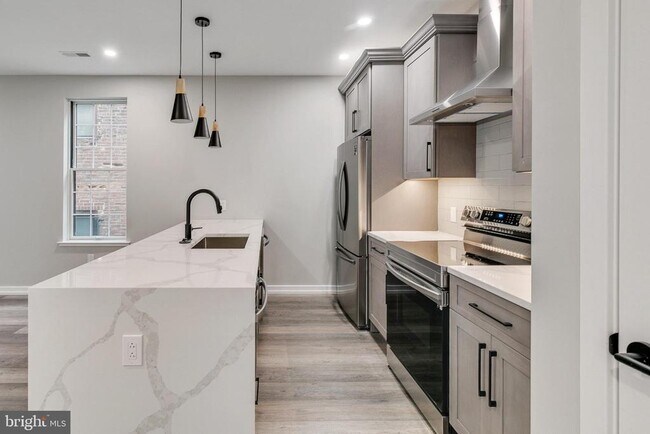 Foto del edificio - 752 S 16th St