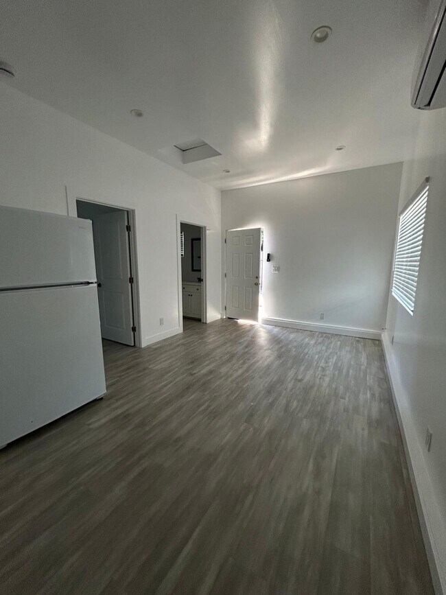Foto del edificio - 252 W 43rd St