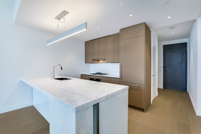 Building Photo - 15 Hudson Yards 35F