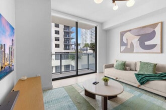 Building Photo - 11 NE 6th St