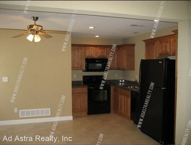 Foto del edificio - 3 br, 2.5 bath House - 13767 Post Oak Ln