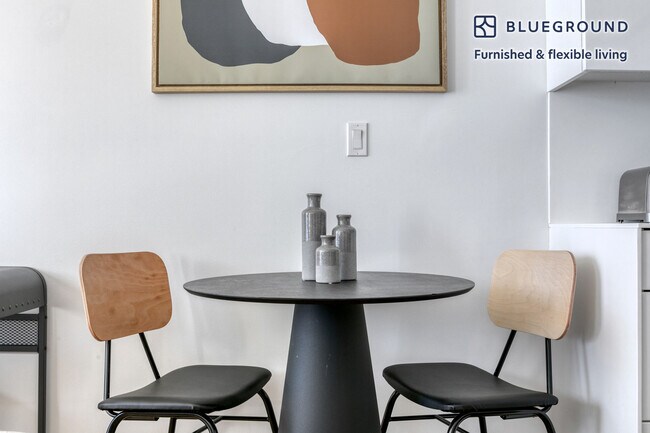 Foto del edificio - 26 West Broadway-SI FL4-ID581