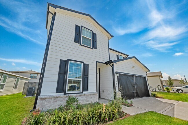 Foto del edificio - 7306 Heath Knl Ln