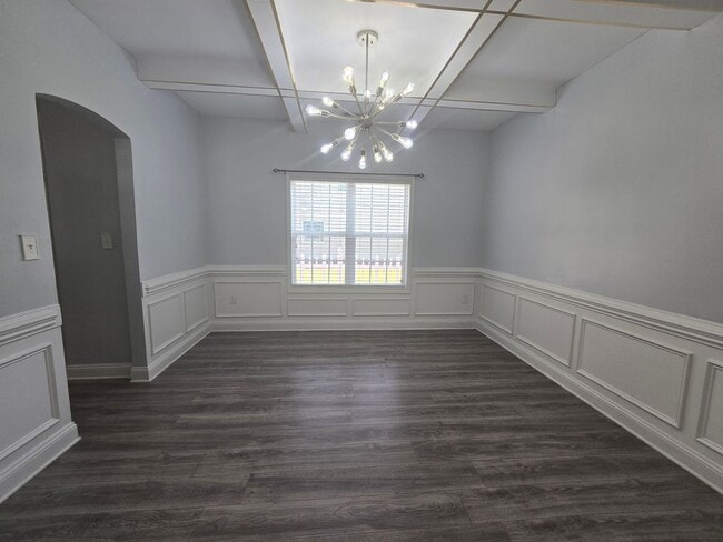 Building Photo - New Listing!!!