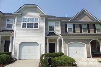 Building Photo - 11840 Lion Cub Ln
