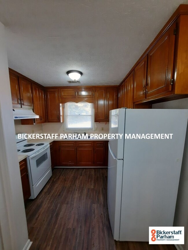 Building Photo - Home is Where the Amenities Are. Located O...
