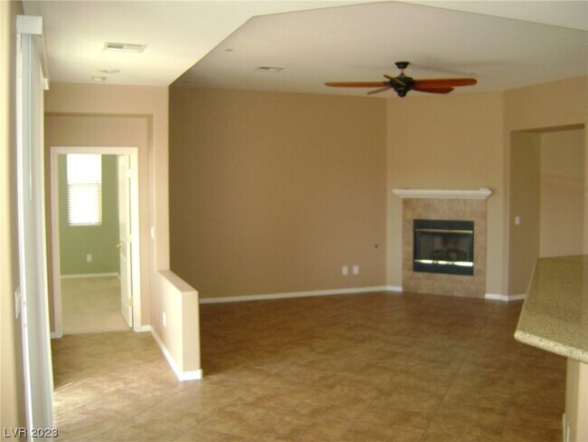 Building Photo - 10387 Borah Park Cir