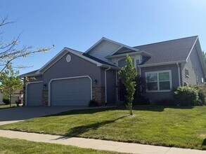 Building Photo - 3314 Cullen Dr