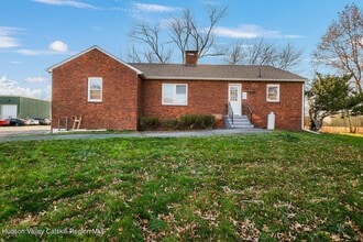 Building Photo - 146 NY-28