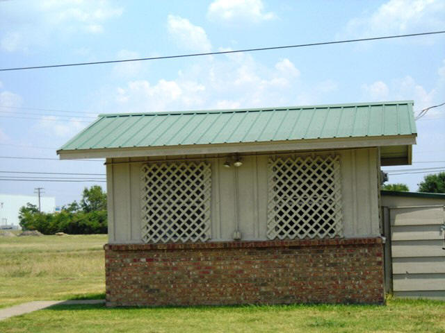 Building Photo - The Springs Apartments