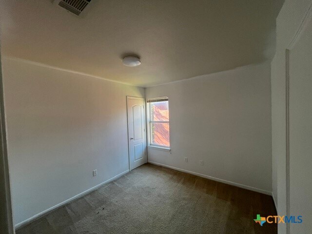 Foto del edificio - 414 Brittney Way