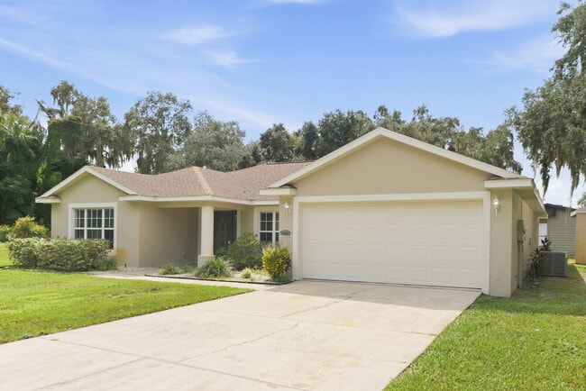 Building Photo - 35221 W Griffin Dr