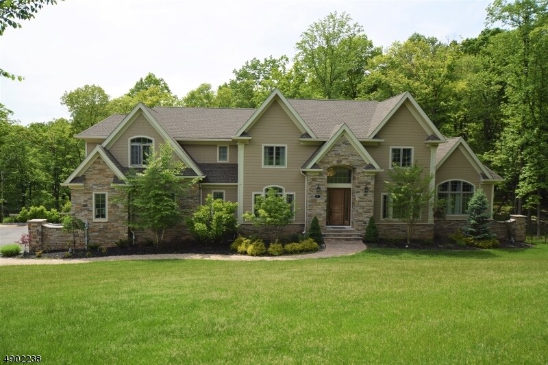 Primary Photo - 76 Blazier Rd