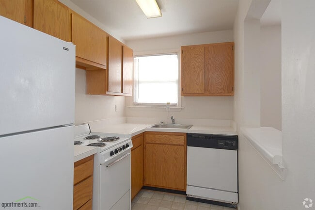 Building Photo - Sterling Oaks Apartments