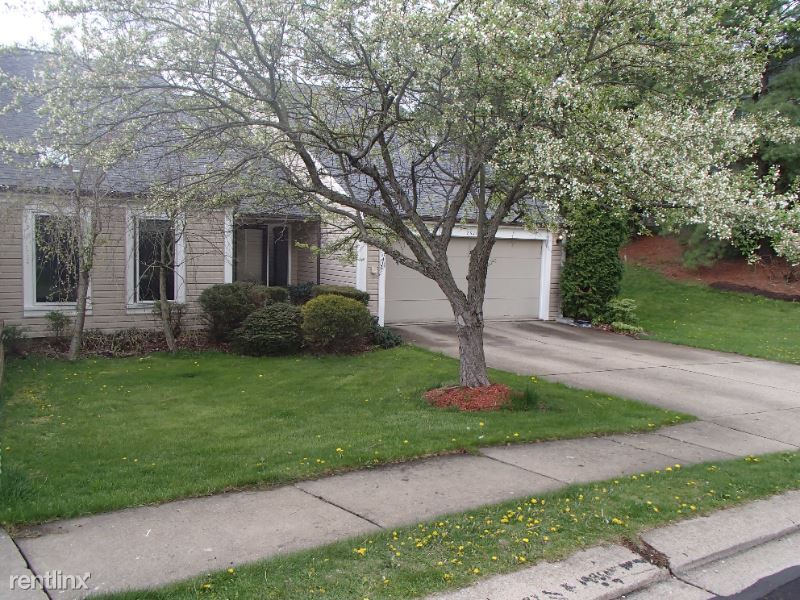 Primary Photo - 4 br, 3 bath Condo - 2621 hunters point dr