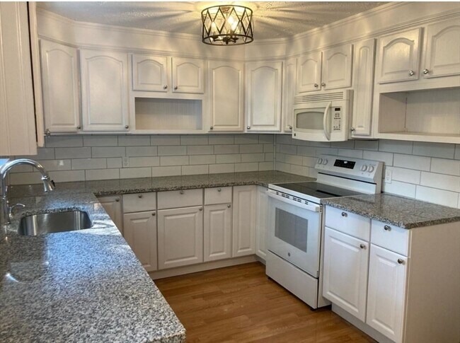 Foto del edificio - 45 Pilgrim Ave