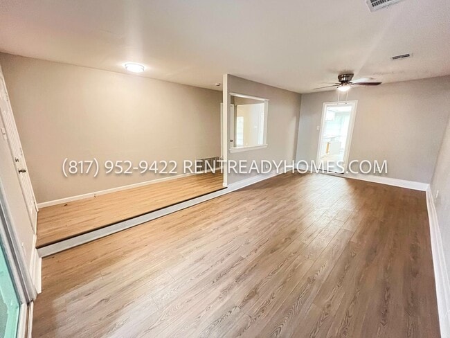 Foto del edificio - 9526 Millers Ridge