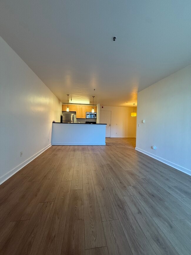 Foto del edificio - 6400 Christie Ave