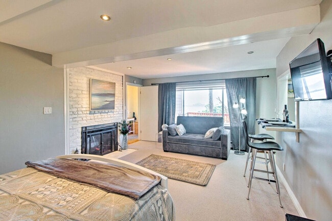 Building Photo - 60 Belvedere Ave